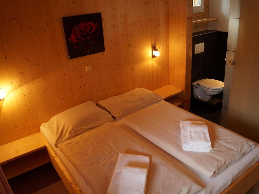 Lovely Chalet With Sauna