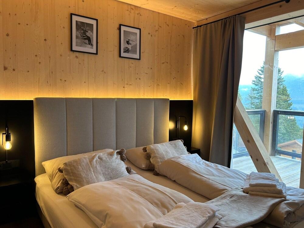 Beautiful Chalet With Balcony