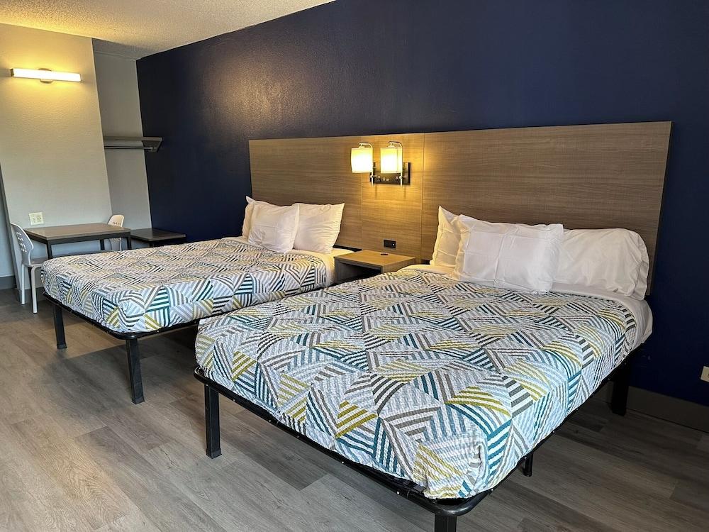 Studio Suites Extended Stay