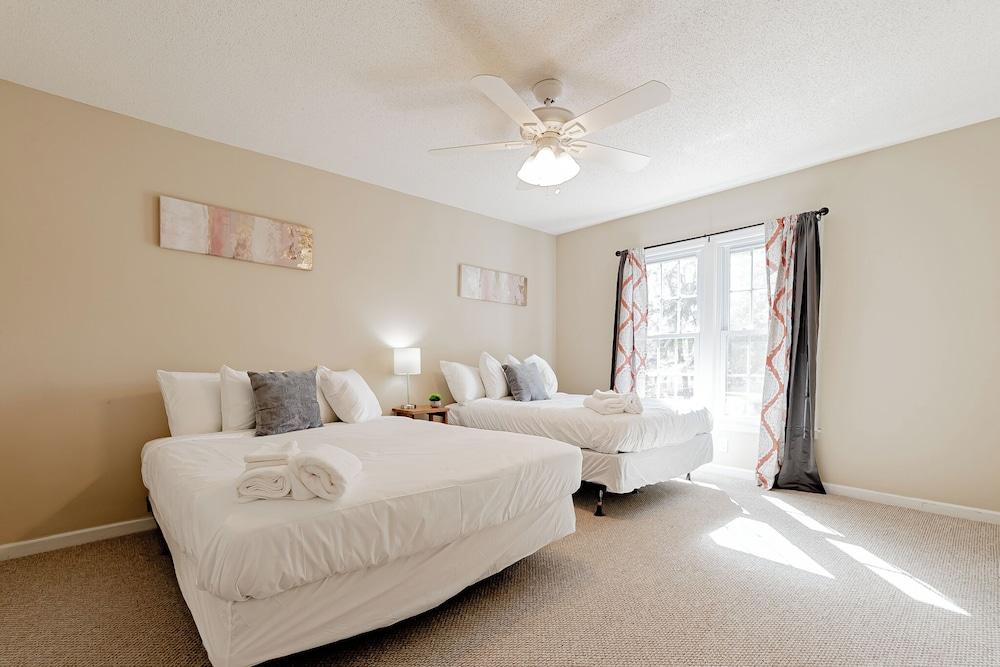 Fort Jackson Stay at the Breeze on Inn