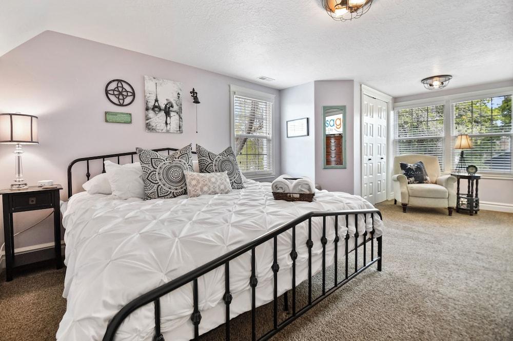 FR - Heber Historic Colonial