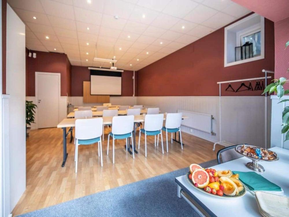 Amazing Vacation Home With Breakfast