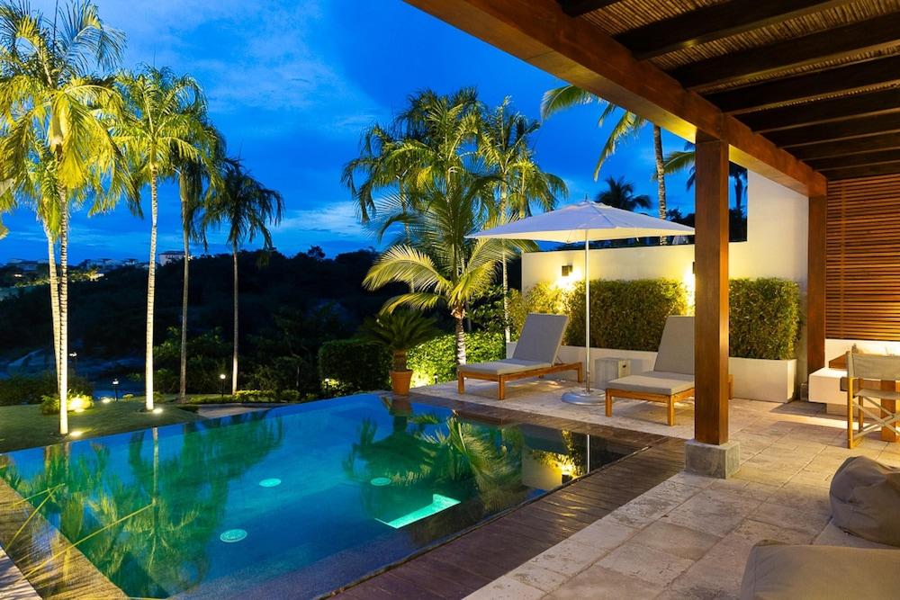 The Surf-point Condo by Acomodo Riomar