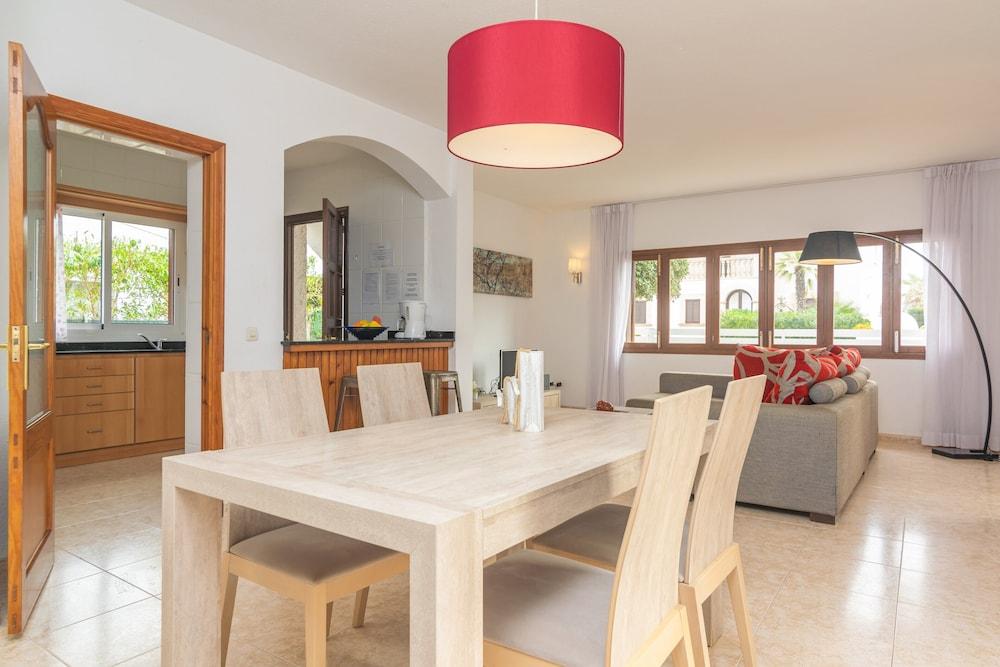 Violeta De Mar in Mallorca