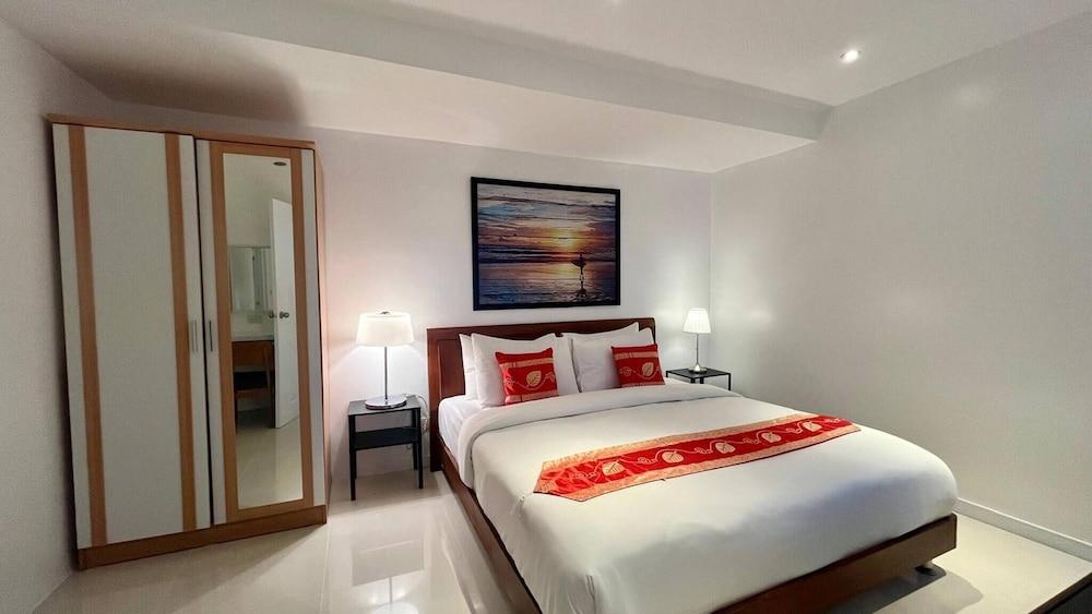 A11 - 2 Bdr Condo, Stunning Sea View, Karon Beach