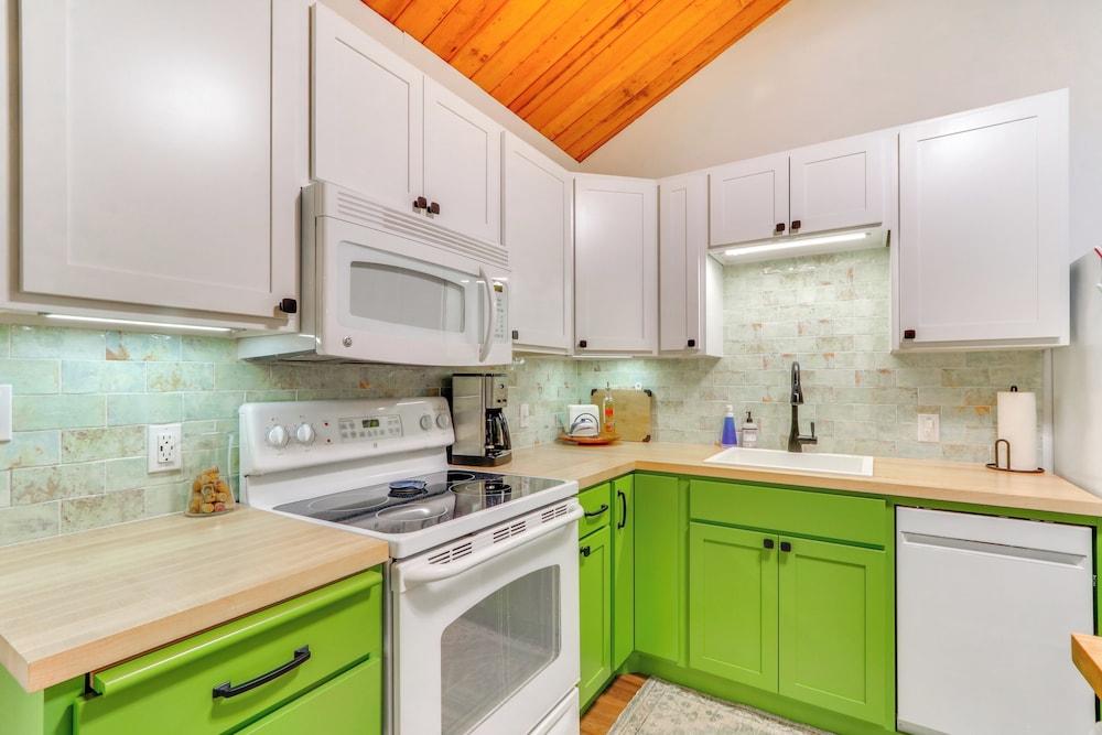 Twin Lakes Village Condo on 3rd Fairway!