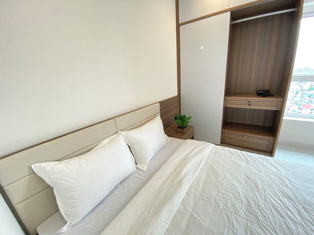 Terra Royal Apartment D3 - 1 2 BR at City Center