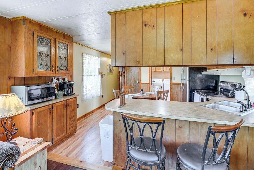 Pet-friendly Perham Home: Fire Pit + Trail Access!
