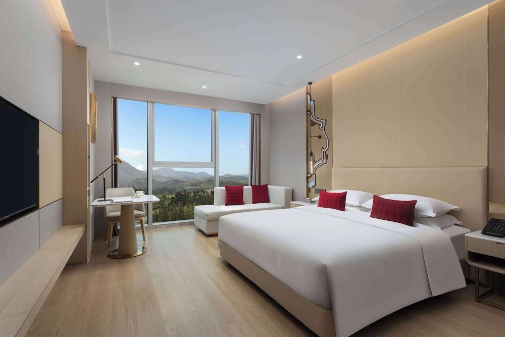 Ramada By Wyndham Zhouning