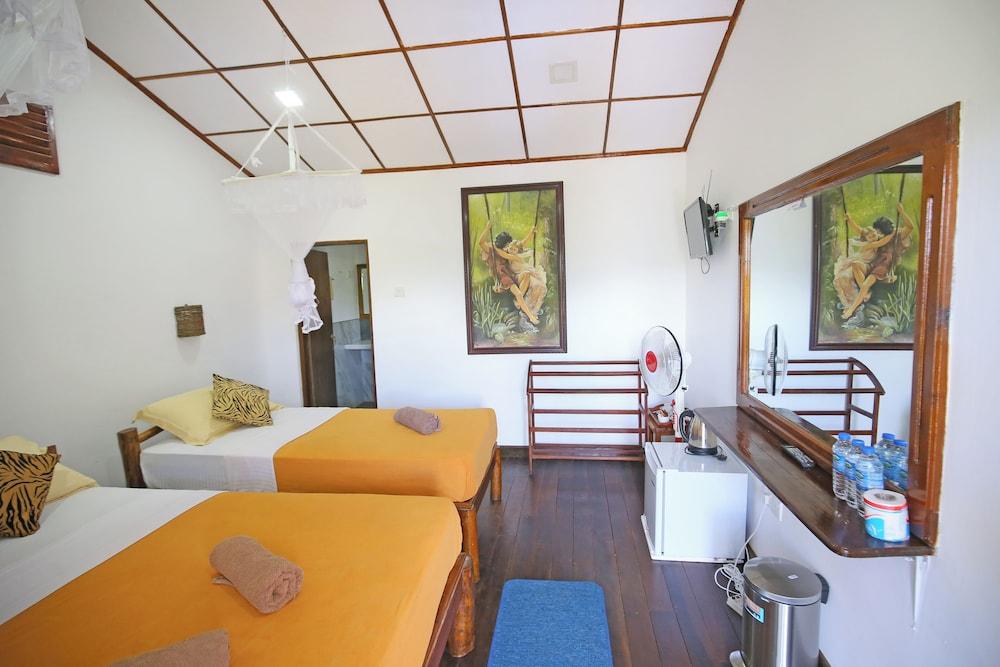 Ella Rawana Den Hotel