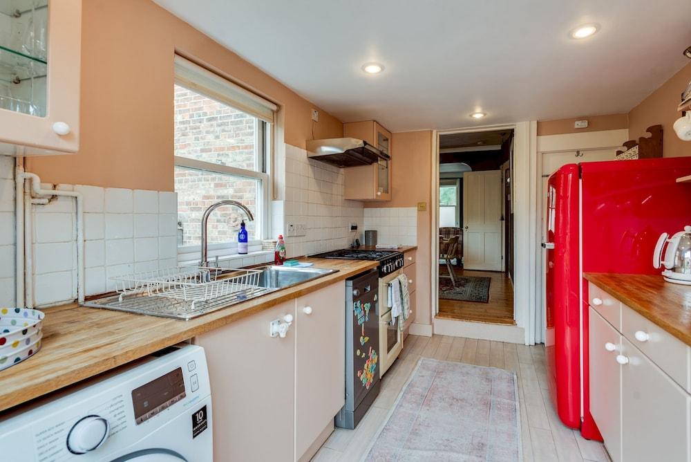 The Professor s House - 3 Bedrooms - Jericho