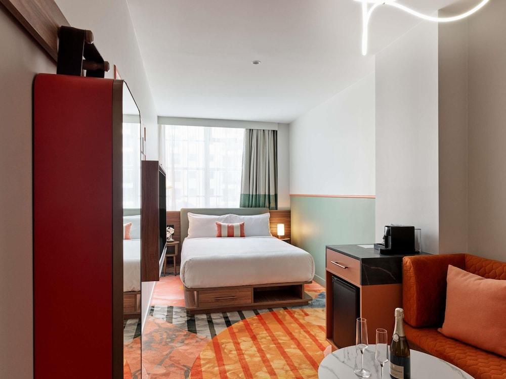 The Clarence Hotel Sydney