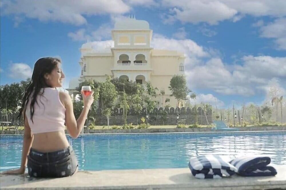 Wishotel Resort Phoenix Neergarh Palace