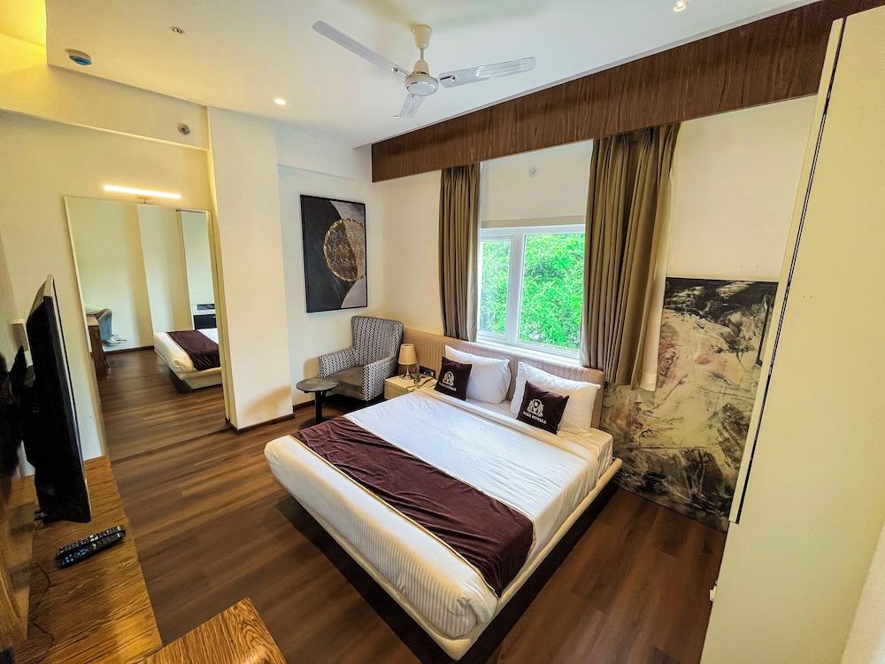 Wishotel Premier Parth Residency