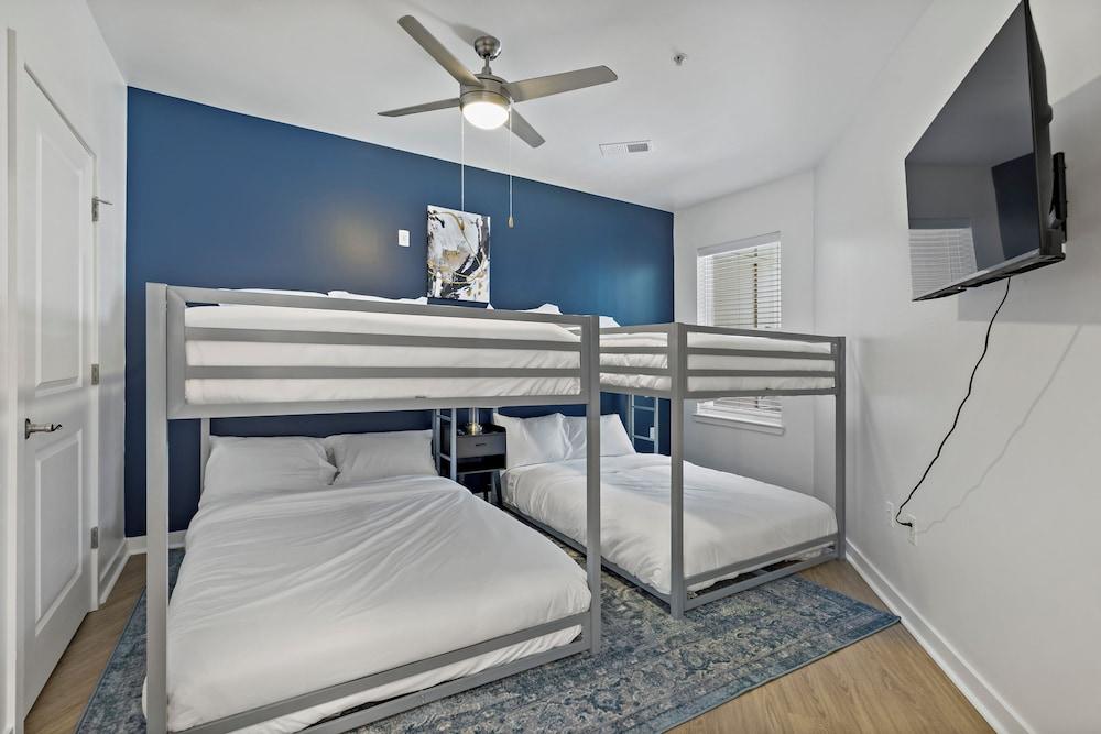 ROVE LIVING/KB - Midtown205