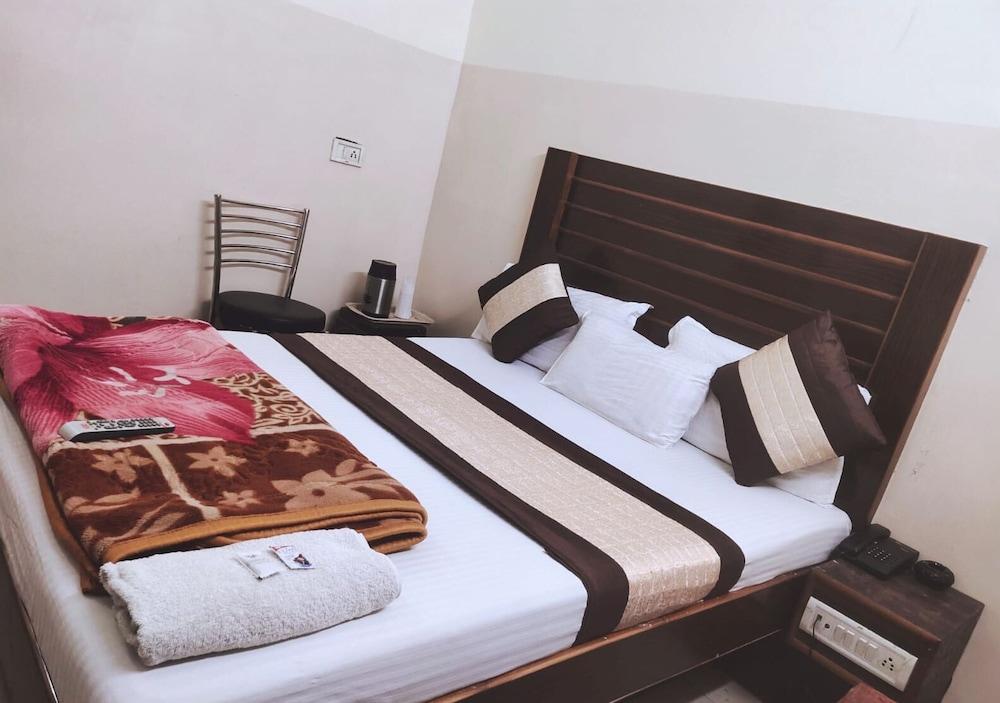 Hotel Diamond By GRB