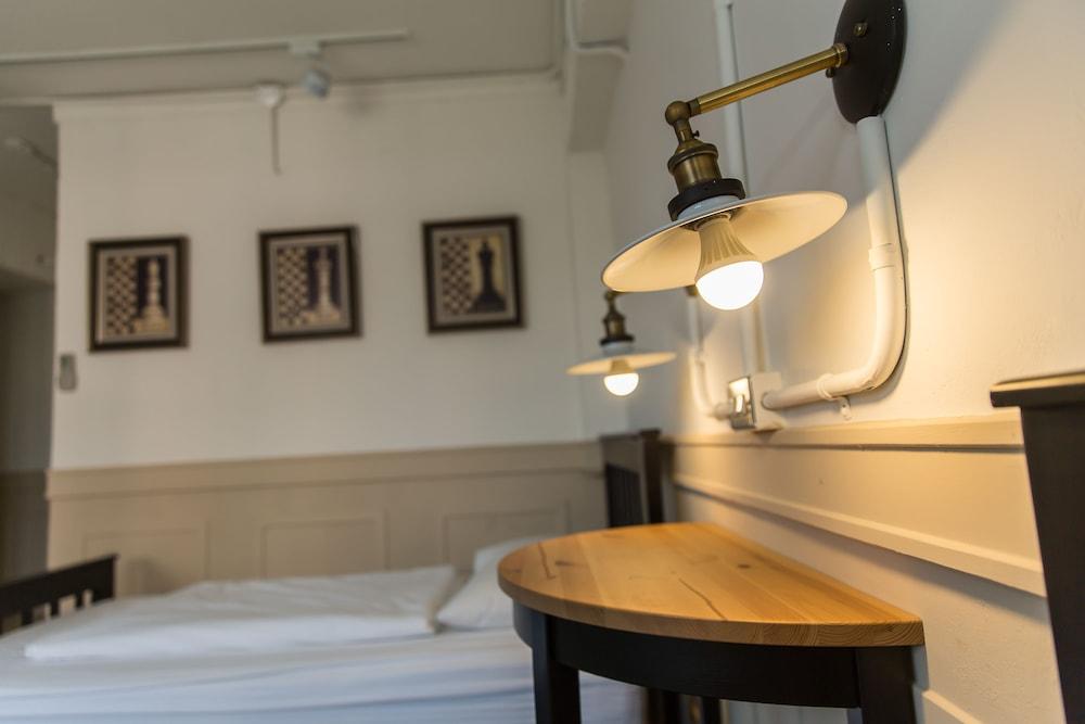 Mr Lobster's Secret Den Design Hostel