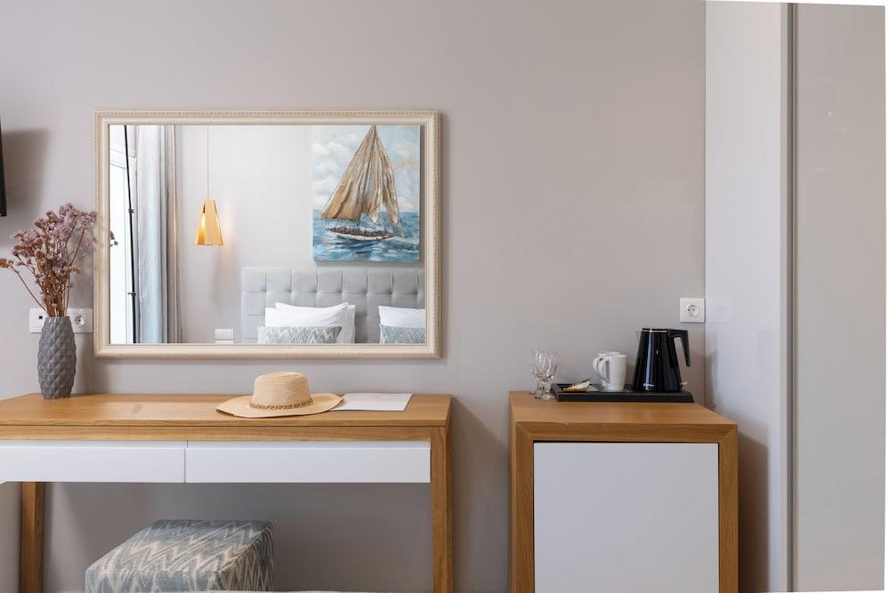 Melina Bay Boutique Hotel