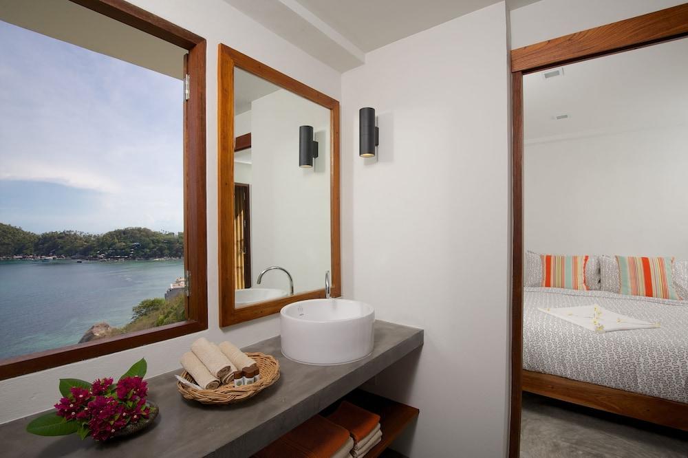 Cape Shark Pool Villas