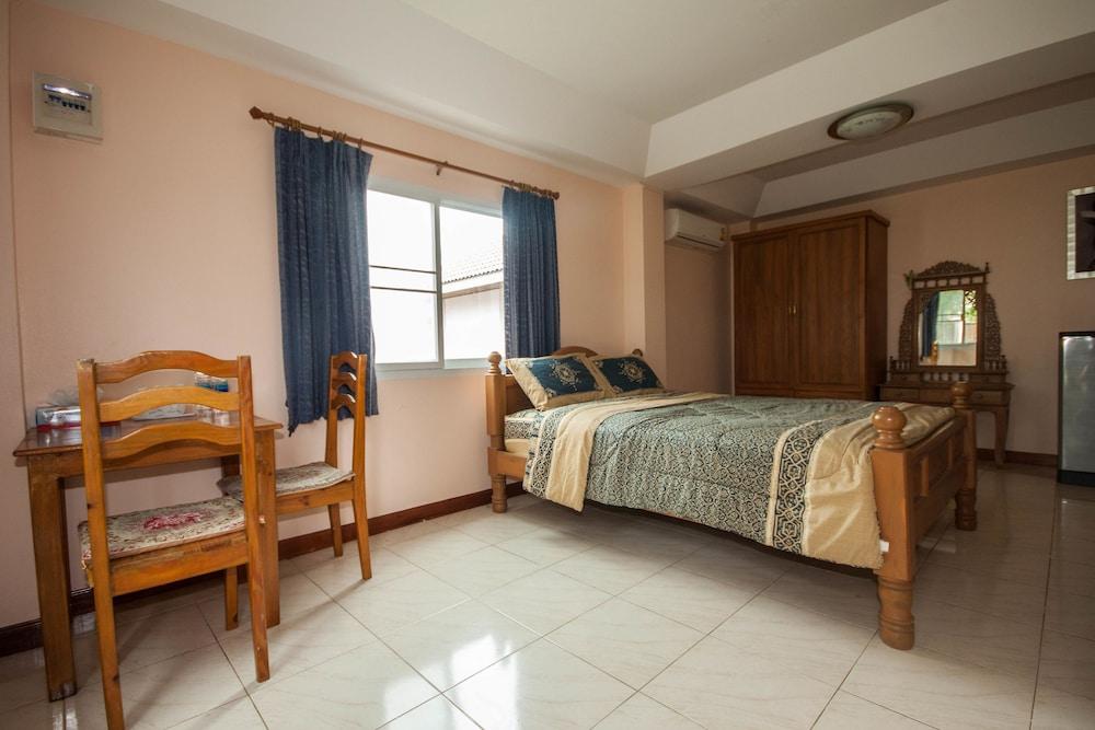 Narnia Resort Pattaya 2