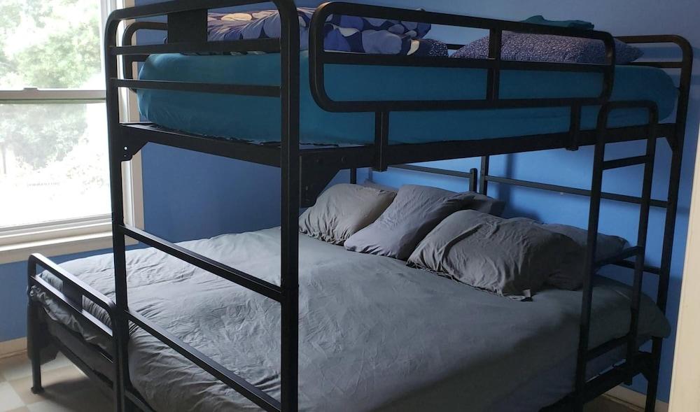 HI Point Montara Lighthouse Hostel