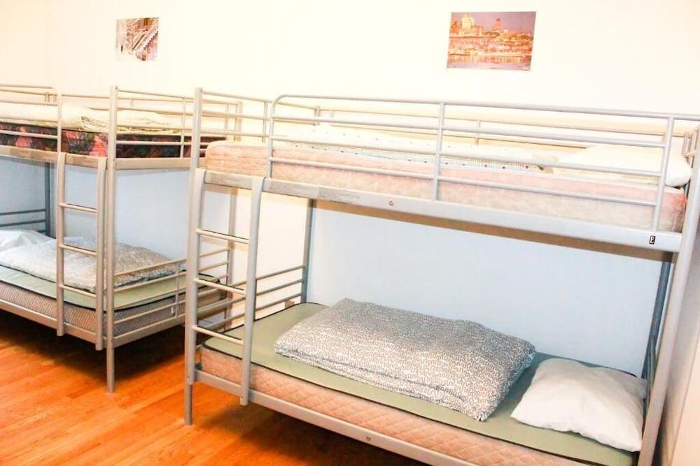 Auberge L'Apéro - Hostel