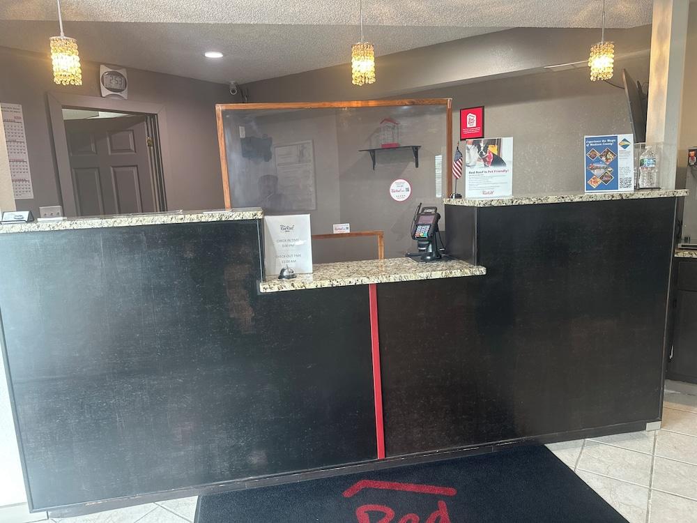 Red Roof Inn Anderson, IN