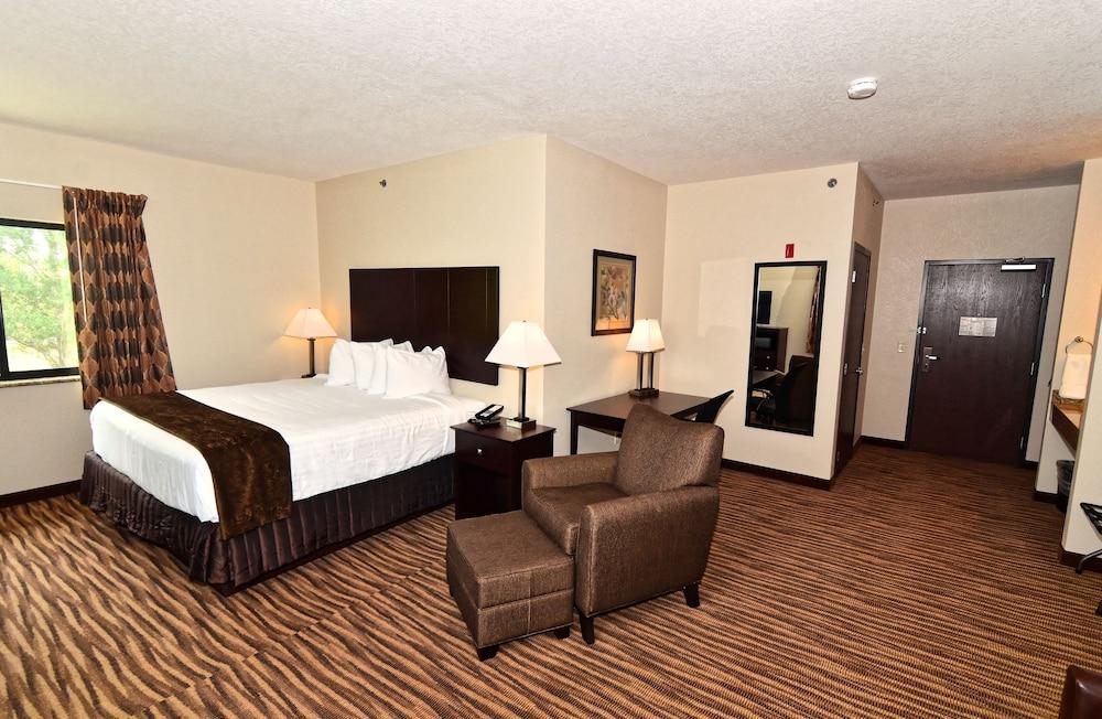 Cobblestone Inn & Suites - Clarion