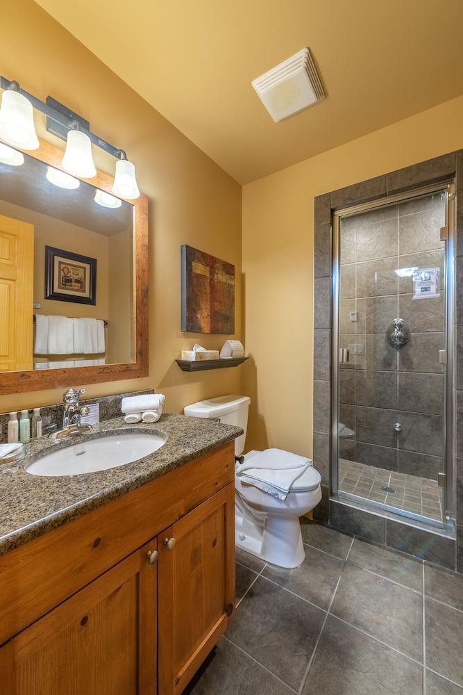 Vacation Homes by Big White Accomm.