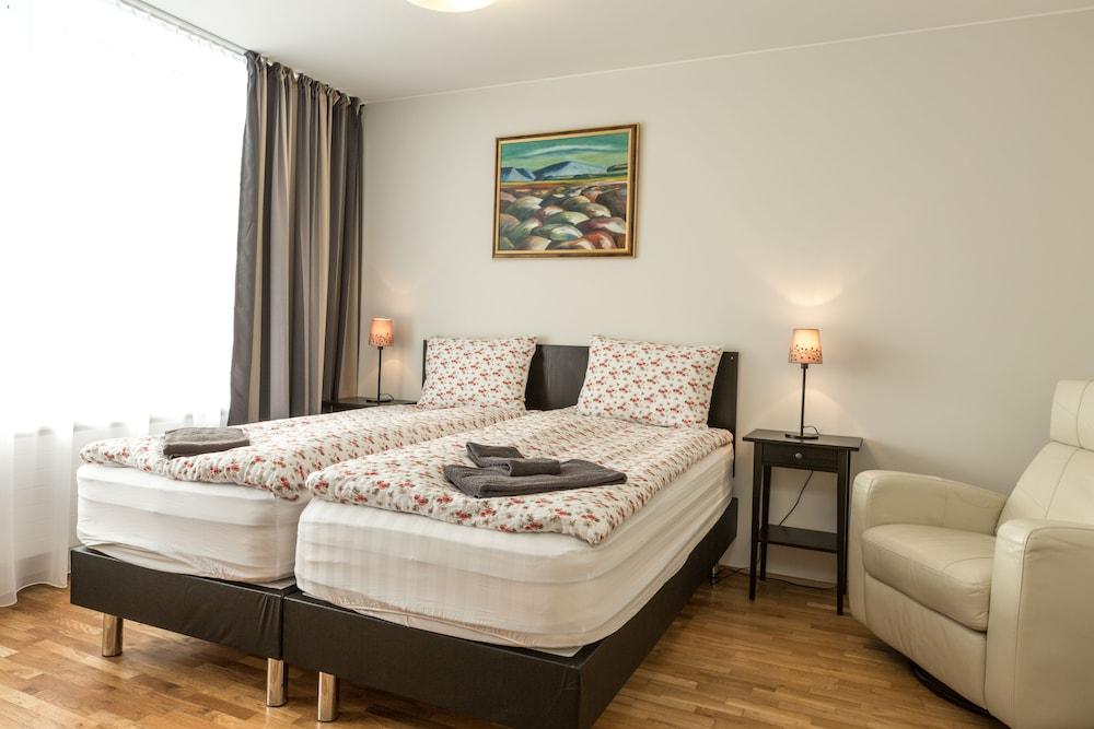 Guesthouse Garun, Skolavellir