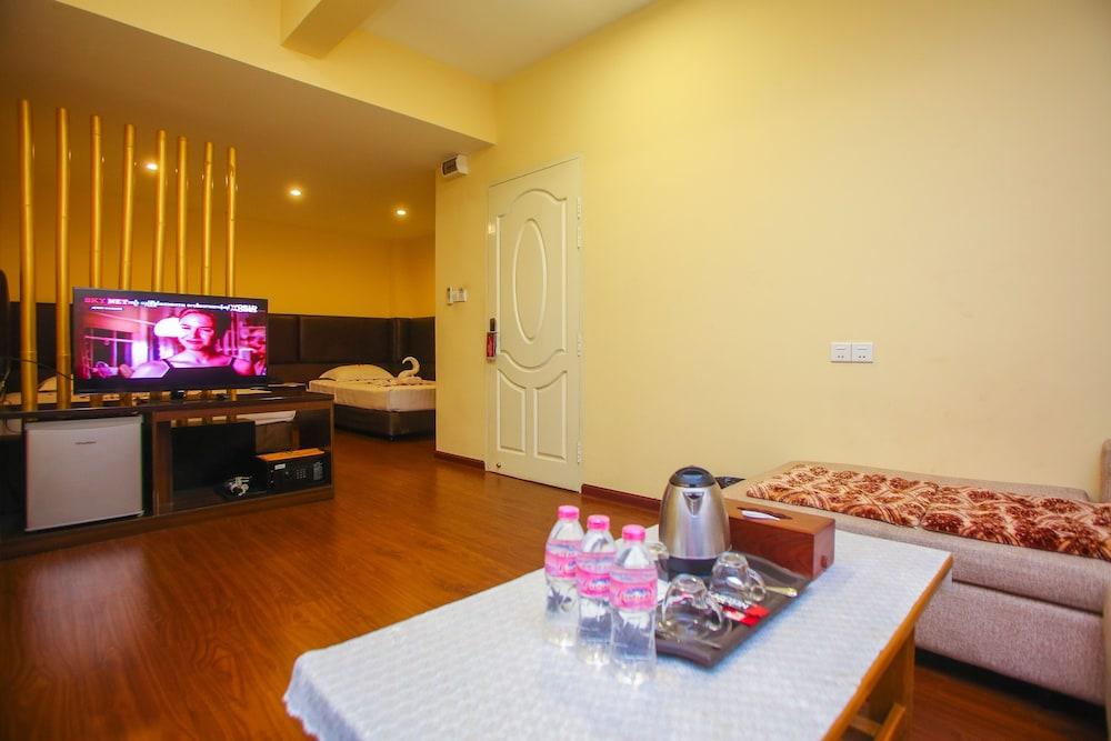 Grace Treasure Hotel