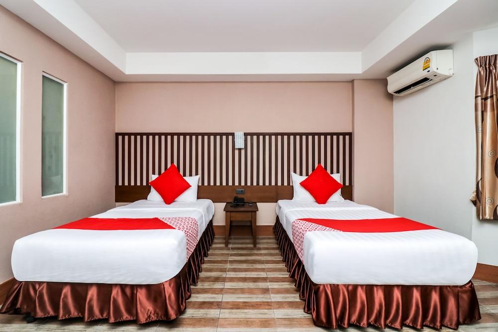 Collection O JA Siam City