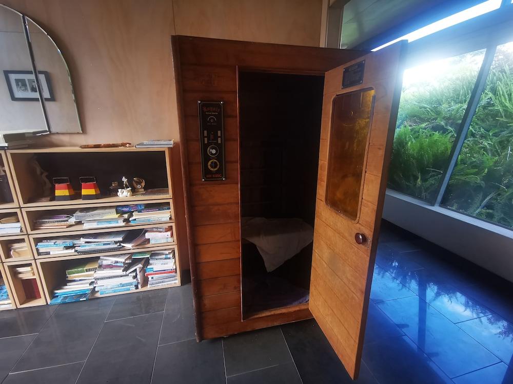 Hakarimata Lodge - Riverside Sanctuary