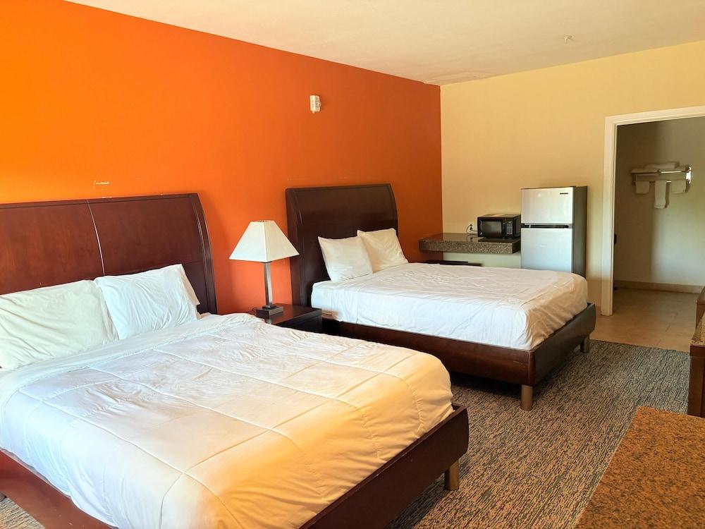Westwood Inn Extended Stay by OYO Gonzales TX