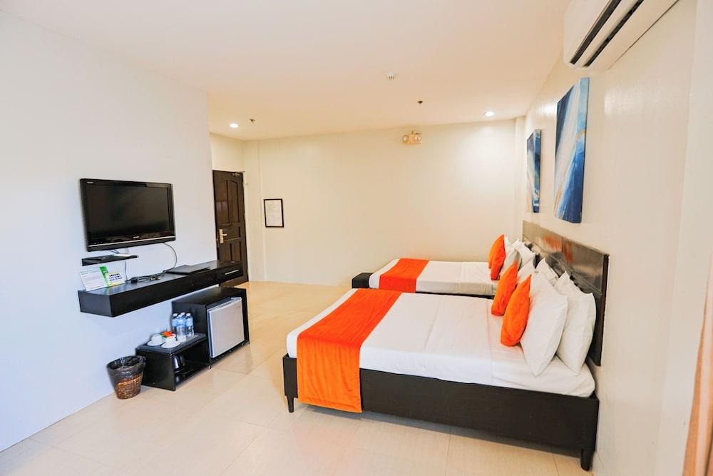 Holiday Suites Puerto Princesa