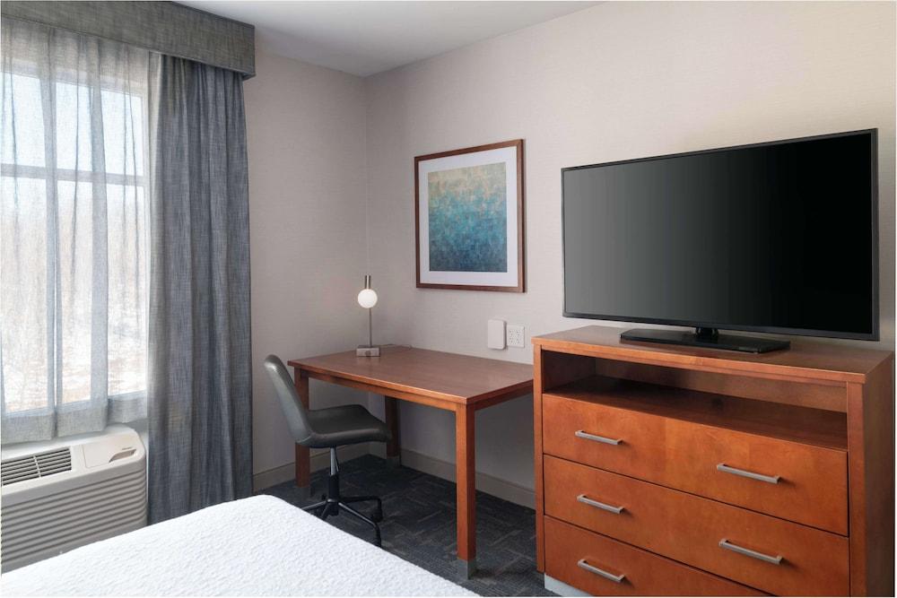 Homewood Suites by Hilton Gateway Hills Nashua