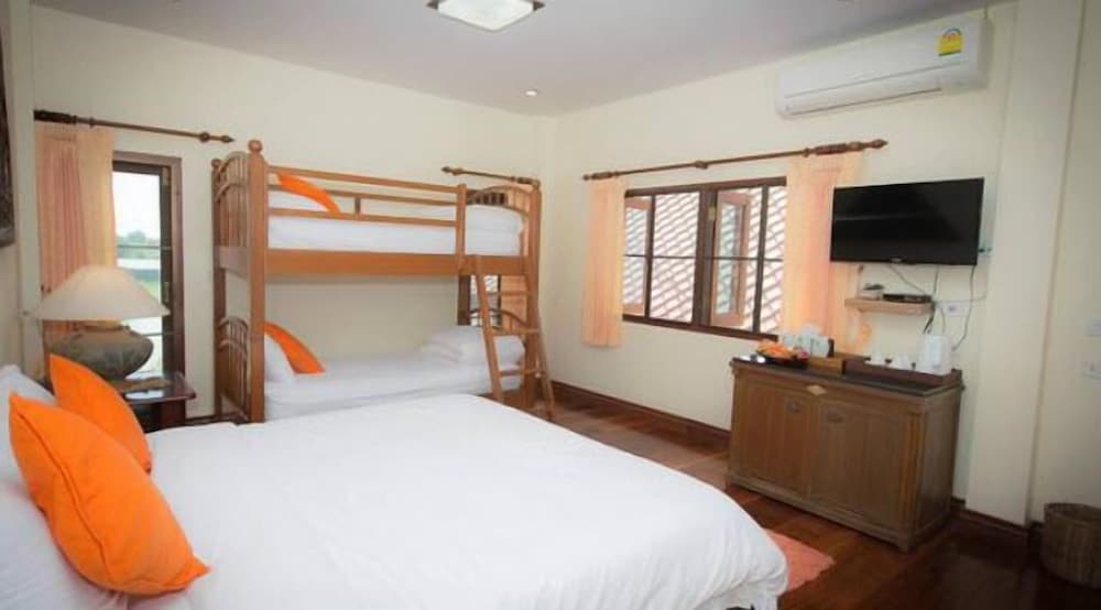 Tharnrarin Villa Suphan Buri