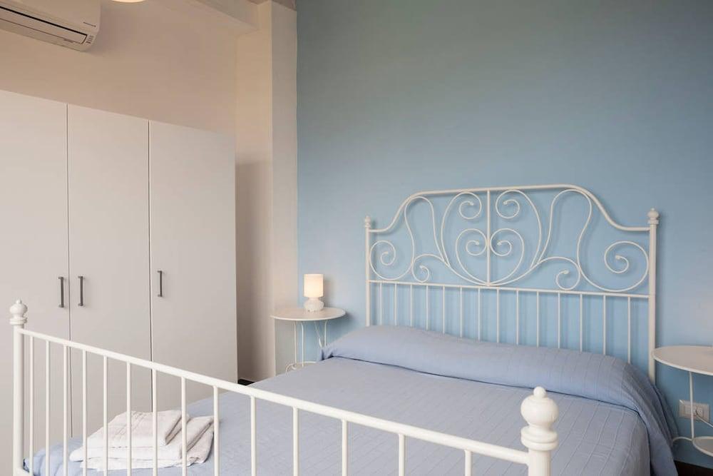 Comeinsicily - Rocce Nere