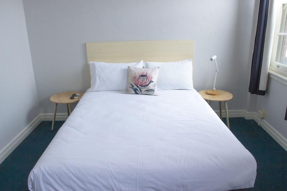 Grand Hotel Rockdale