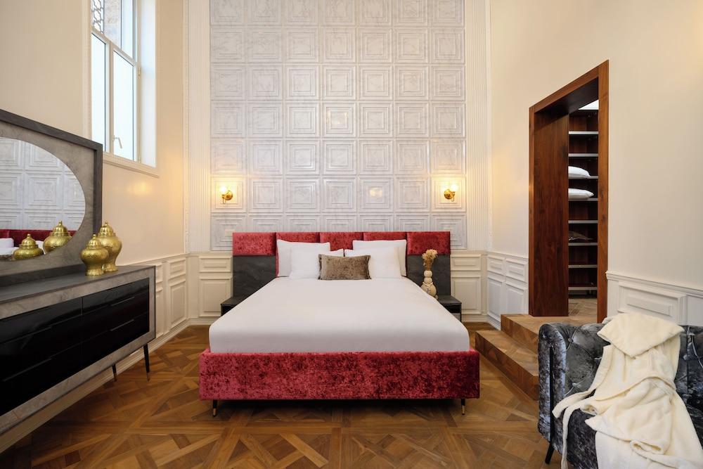 Junes jaffa Luxury Apartments