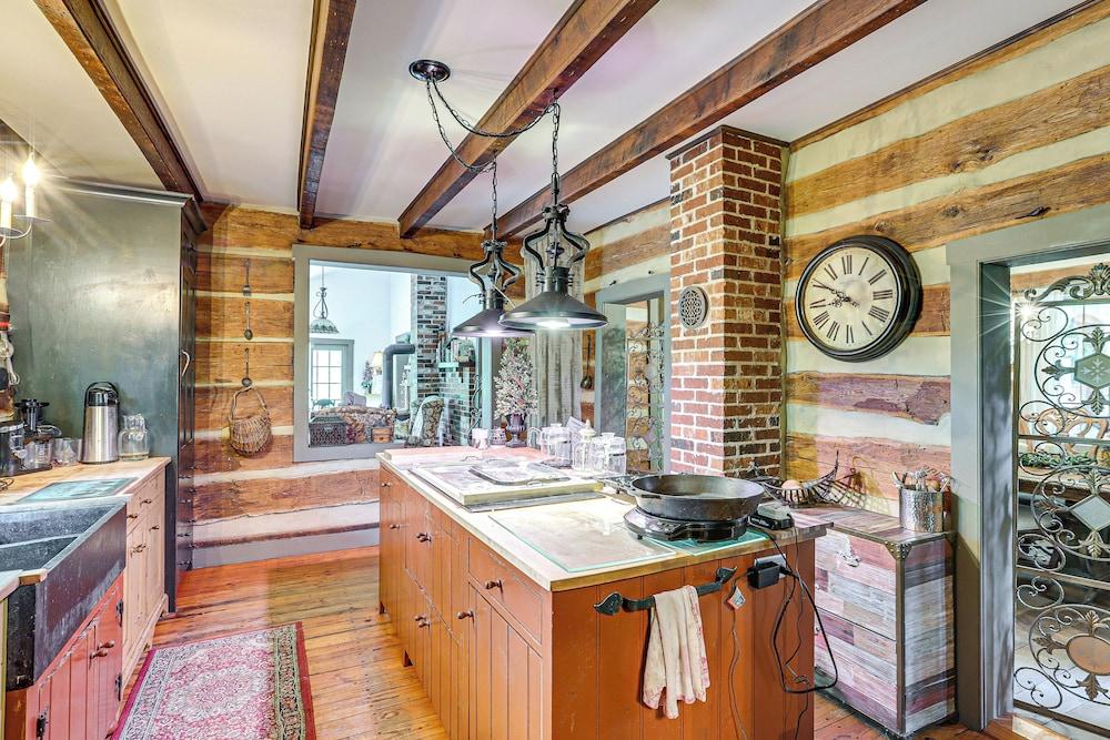 Spacious & Historic Cabin in New Haven w/ Pond!