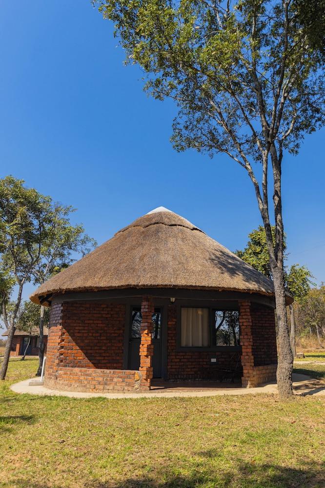 Spring Resort Restaurant and Lodge