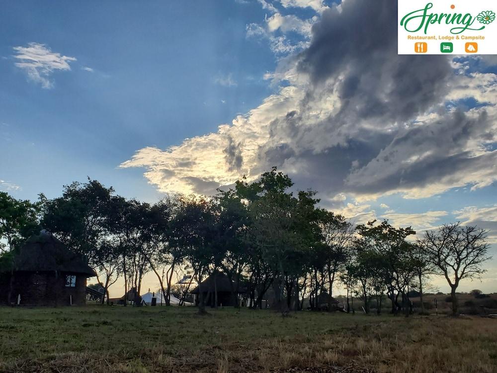 Spring Resort Restaurant and Lodge