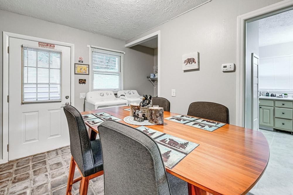 Riverfront Cabin w/ Mtn Views in Tuckasegee!