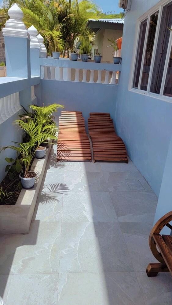 Lovely Studio Apartment in Soufriere From Claviers