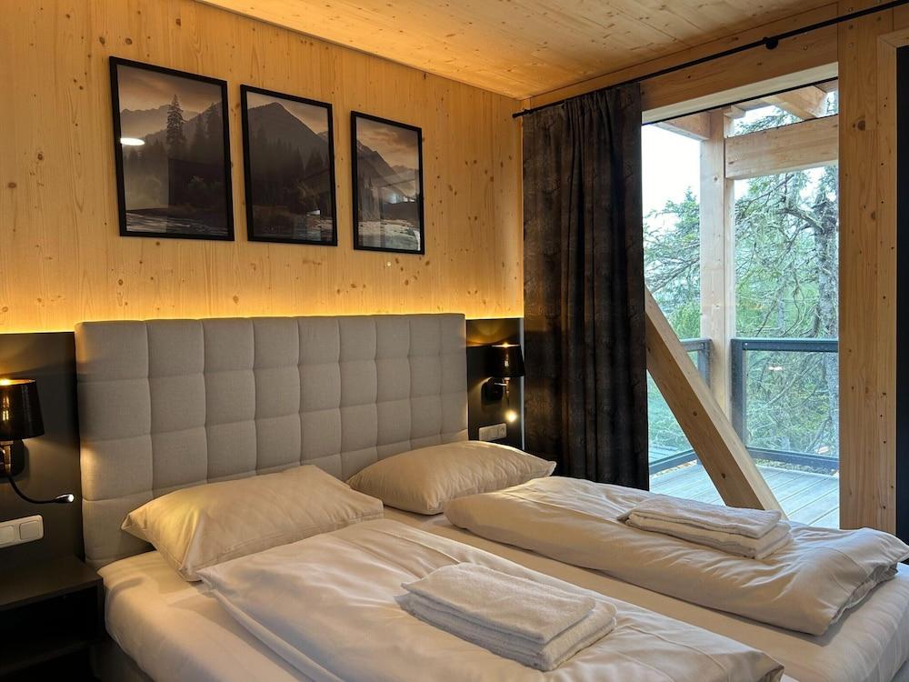 Nice Chalet With Sauna