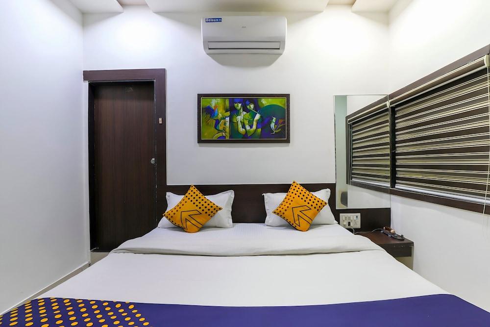 Hotel Atithi - Opposite Shreeji Hospital