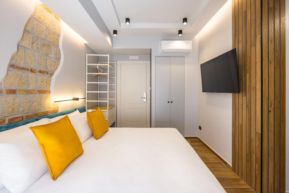 Tribunali Trendy Studio by Wonderful Itay