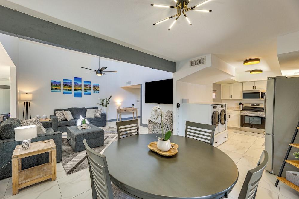 Sun Lakes Home: Fire Pit, Patio, Grill!