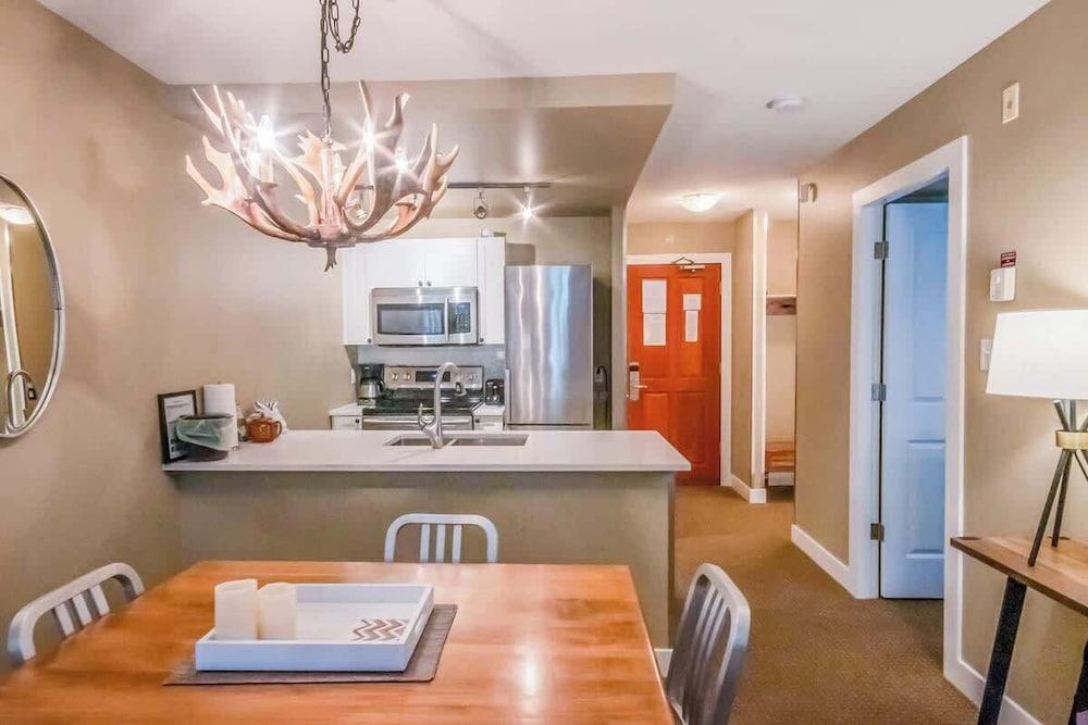 Spacious one Bedroom Suite in Whistler - 532